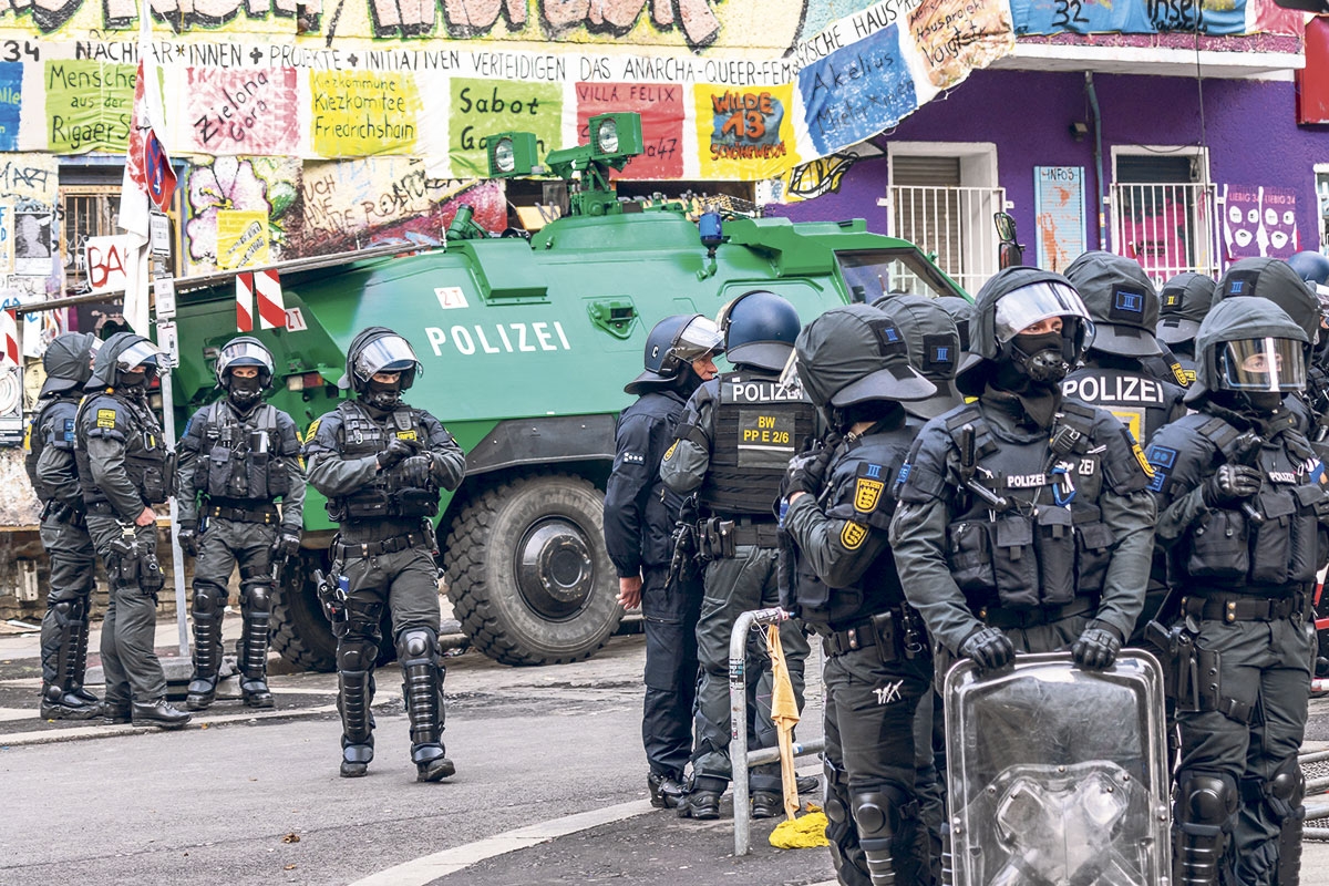 Robocops in Friedrichshain  