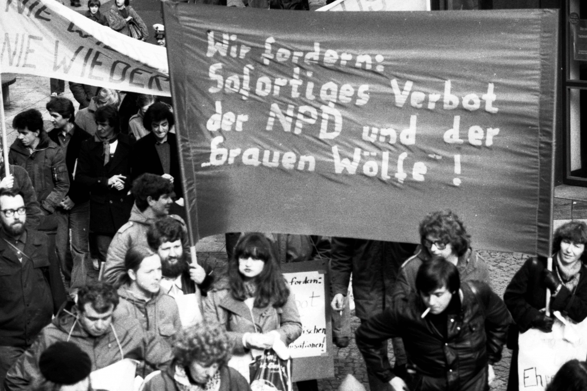 Demonstration Forderung Verbot Graue Wölfe