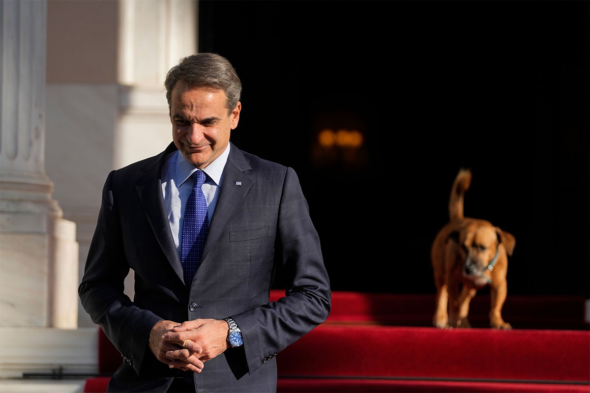 Kyriakos Mitsotakis und Hund Peanut