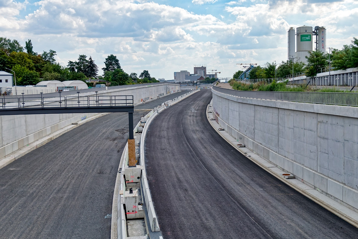 A 100 Baustelle