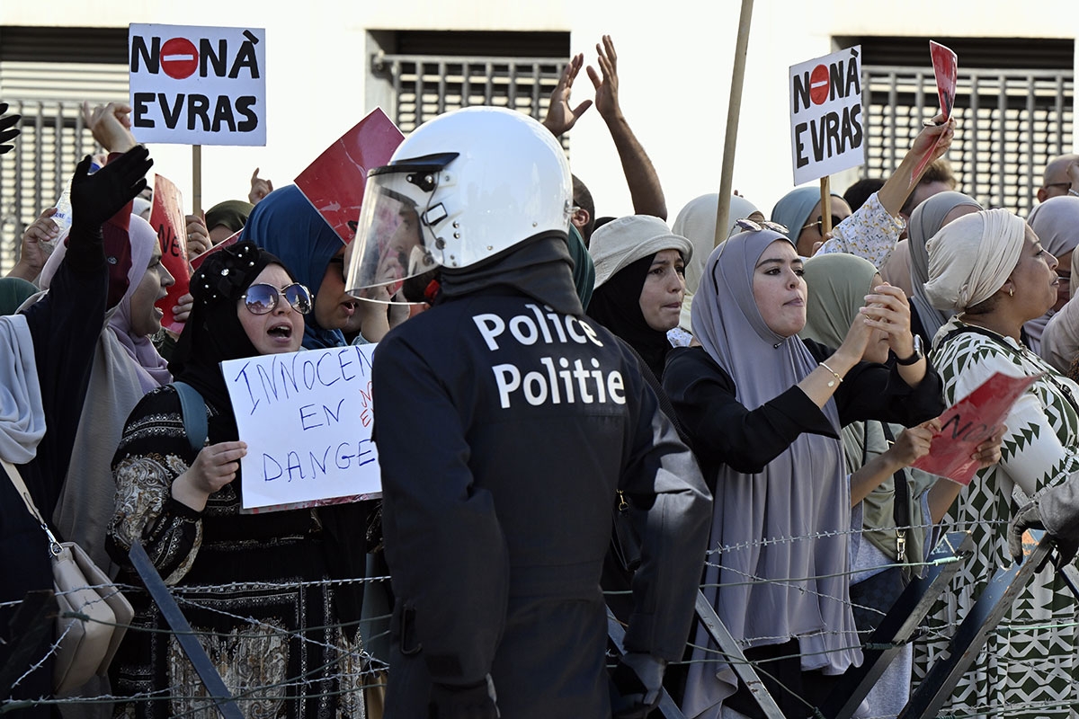 Am 7. September demonstrierten vor dem wallonischen Regionalparlament in Brüssel vorwiegend konservative Muslime