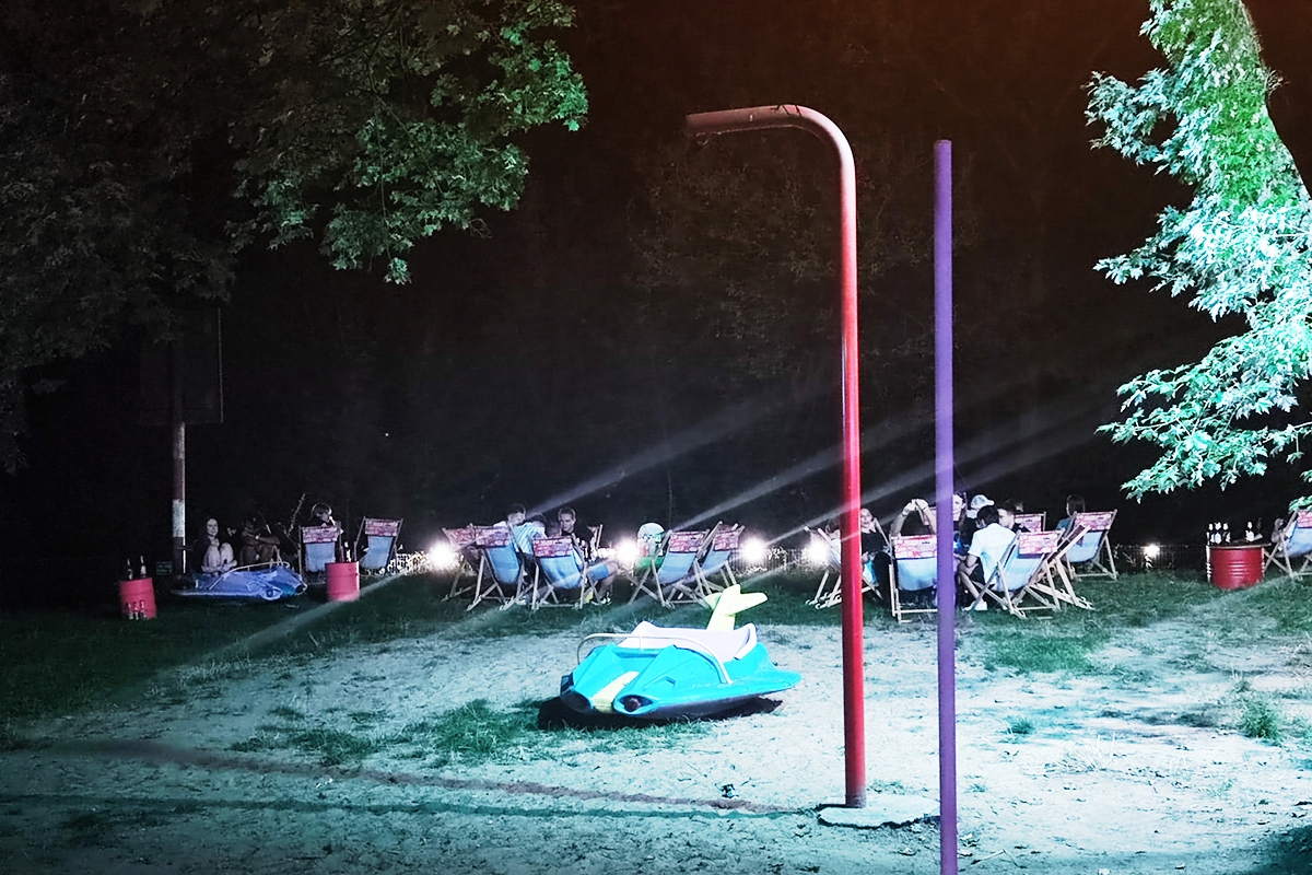 Um Mitternacht ist Schluss im Lunapark