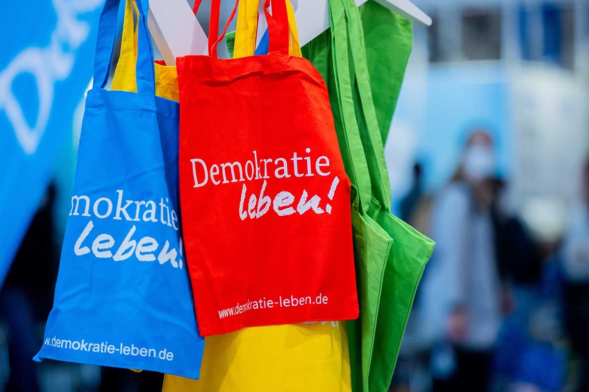 Werbung für das Programm des Bundesfamilienministeriums bei der Fachmesse für Lehrkräfte, Didacta