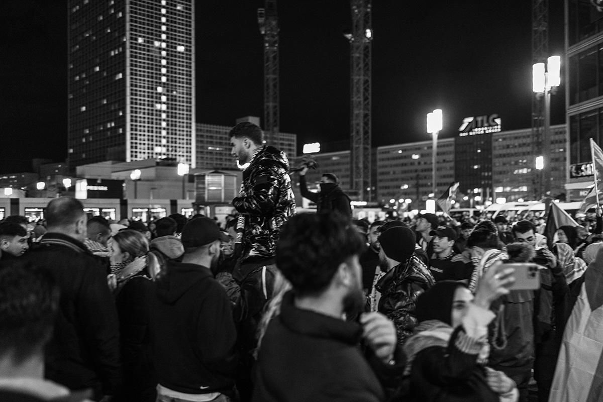 Teilnehmer auf einer antiisraelischen Demonstration in Berlin am 22. Oktober 2023