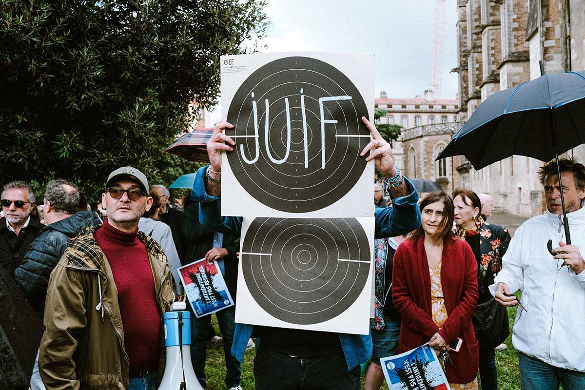 Im Fadenkreuz. Der Antisemitismus hat auch in Frankreich seit dem 7. Oktober zugenommen. Solidaritätsdemo für die vergewaltigte zwölfjährige Jüdin aus Courbevoie am 21. Juni in Toulouse