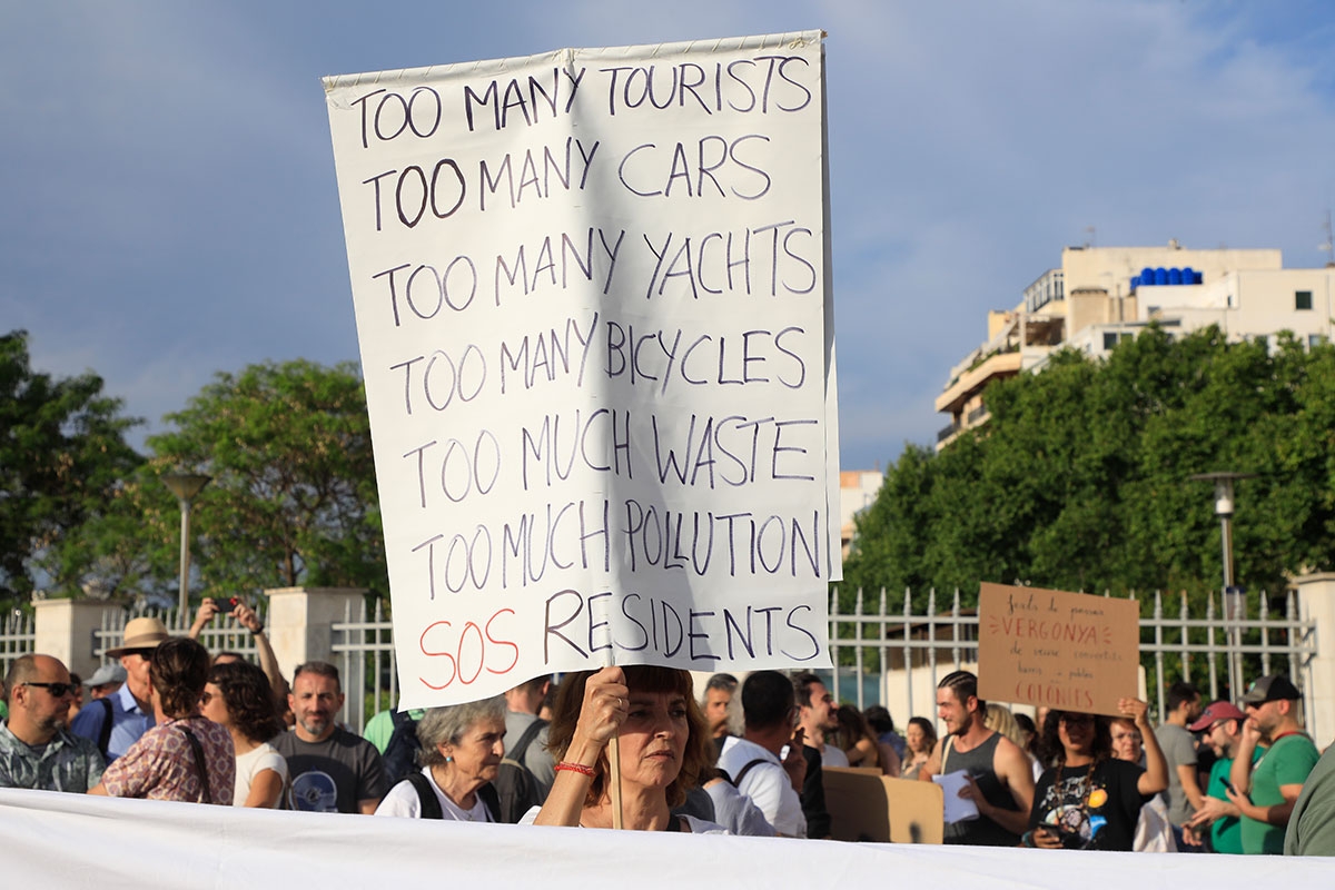 Too many, too much. Protestdemonstration auf Mallorca, 25. Mai