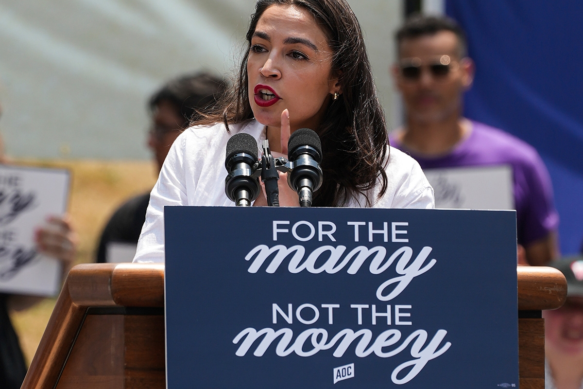 Alexandra Ocasio-Cortez bei einer Rede in der Bronx, New York City, 22. Juni