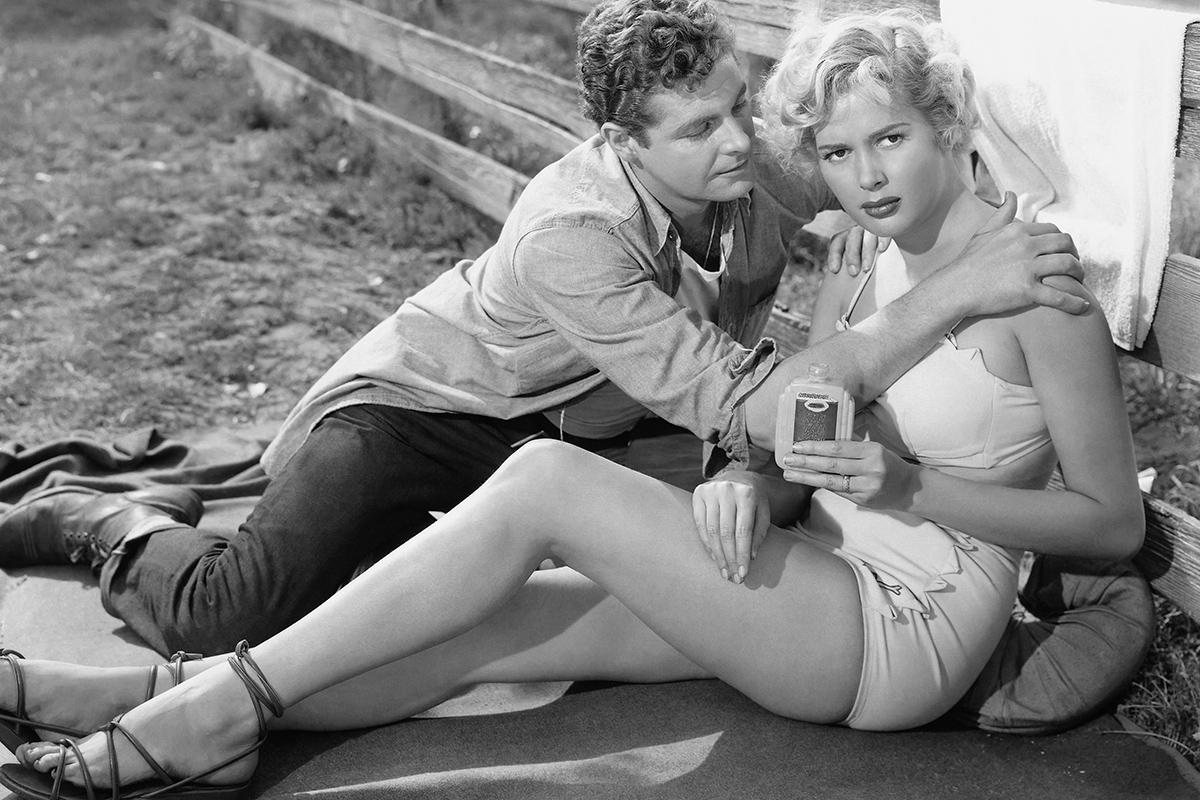 Sie hat die Beine schön. Betty (Beverly Michaels) mit ihrem Liebhaber, ­»Pickup«, 1951 