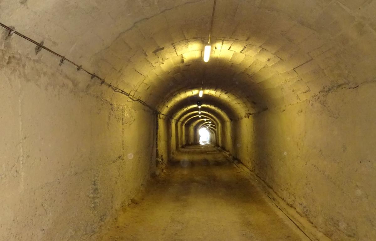 Tunnel