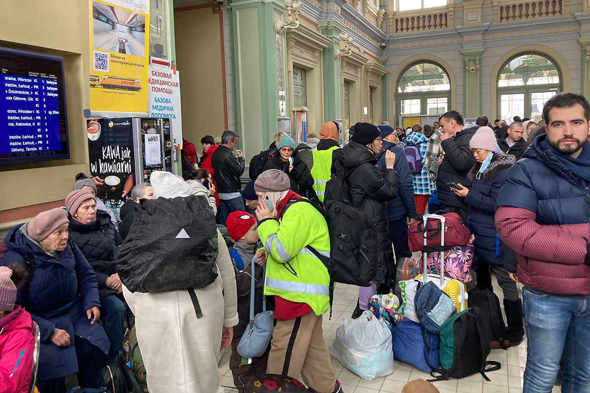 Gedränge am Bahnhof von Przemyśl