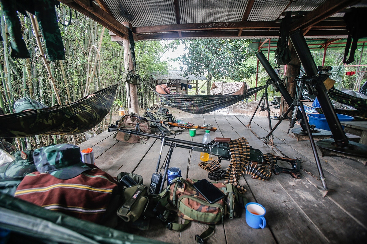 Kämpfer der Karen National Union (KNU) in Thailand