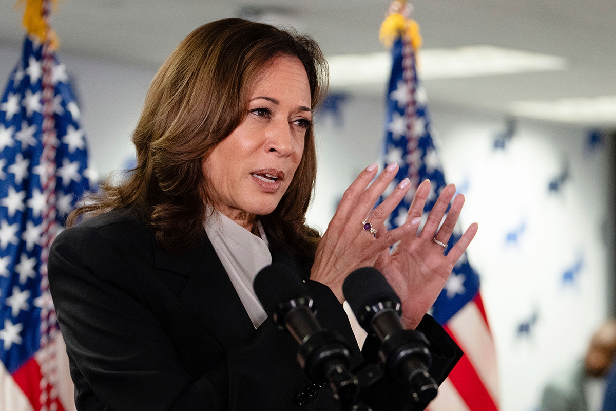 Lacht den Republikanern zu laut: die neue US-Präsidentschaftskandidatin der Demokratischen Partei, Vizepräsidentin Kamala Harris