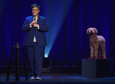  Hannah Gadsby kehrte 2020 mit der Show »Douglas« auf die Comedy-Bühne zurück