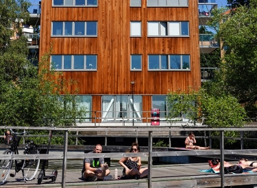 Das achtstöckige Wohnhaus »Strandparken« in Stockholm