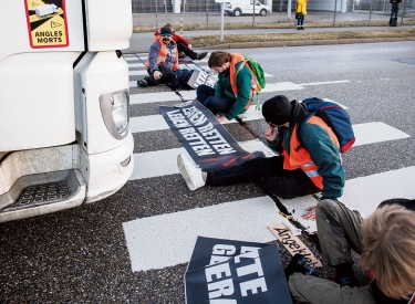 Mitglieder der »Letzten Generation« Mitte vergangener Woche am Flughafen München