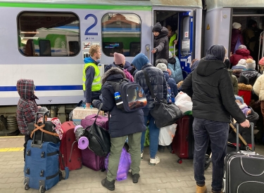 Zug am Bahngleis in Przemyśl