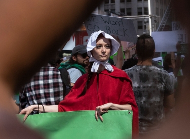 Verkleidete beim Protest gegen die Einschränkung des Abtreibungsrechts