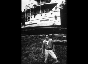 Werner Herzog am Set seiner pannen­reichen Produktion »­Fitzcarraldo«