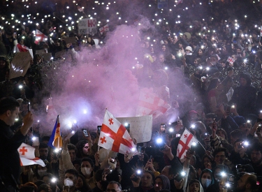 Demonstration gegen das Gesetzesvorhaben der Regierung in Tiflis