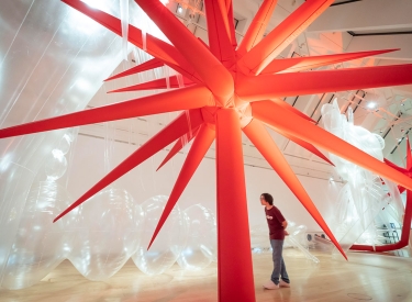 Installation  »An Air Aquarium« von Otto Piene