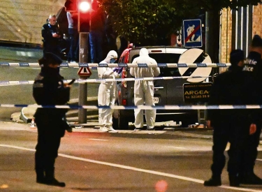 Die Polizei riegelt das Gebiet um das König-Baudouin-Stadion in Brüssel ab