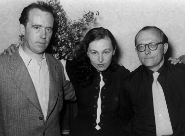 Einzelne Frauen waren willkommen. V. l. : Heinrich Böll, Ilse Aichinger und Günther Eich 1952 während der Tagung der Gruppe 47