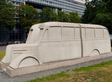 Transport in den Tod. Das Denkmal in Köln erinnert an die Opfer der Aktion T4